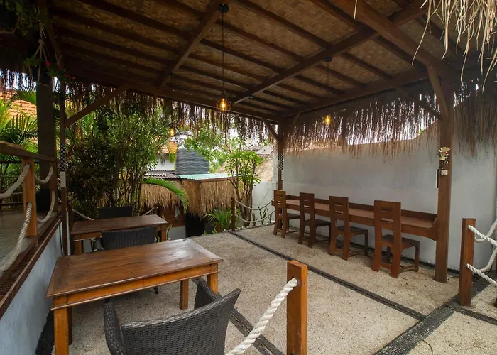Simpang Auberge de jeunesse Sakti